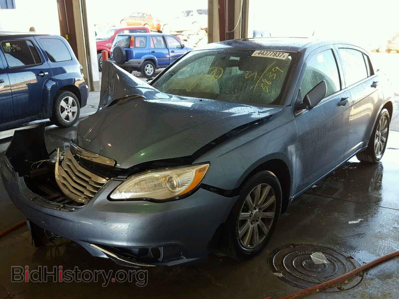 2011 CHRYSLER 200 - VIN: 1C3BC1FB2BN535839 - Фото 2