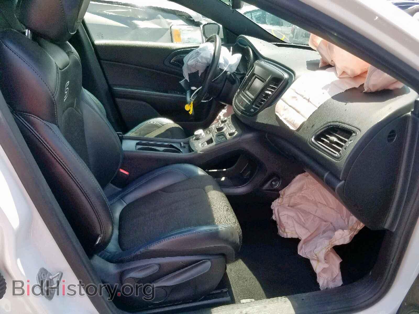 2016 CHRYSLER 200 - VIN: 1C3CCCBB3GN115729 - Фото 5
