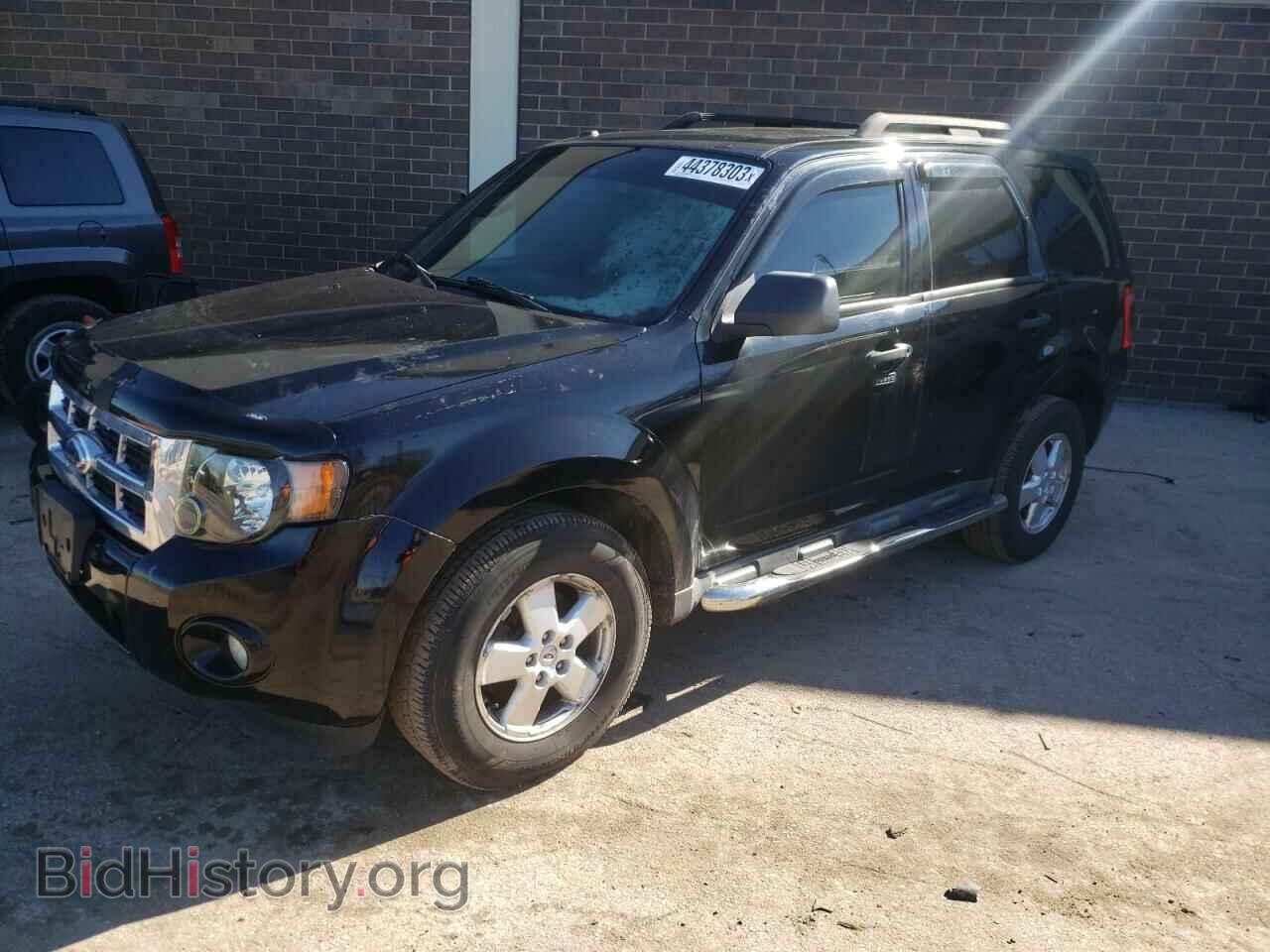 Фотография 1FMCU0DG9AKA02808 - FORD ESCAPE 2010