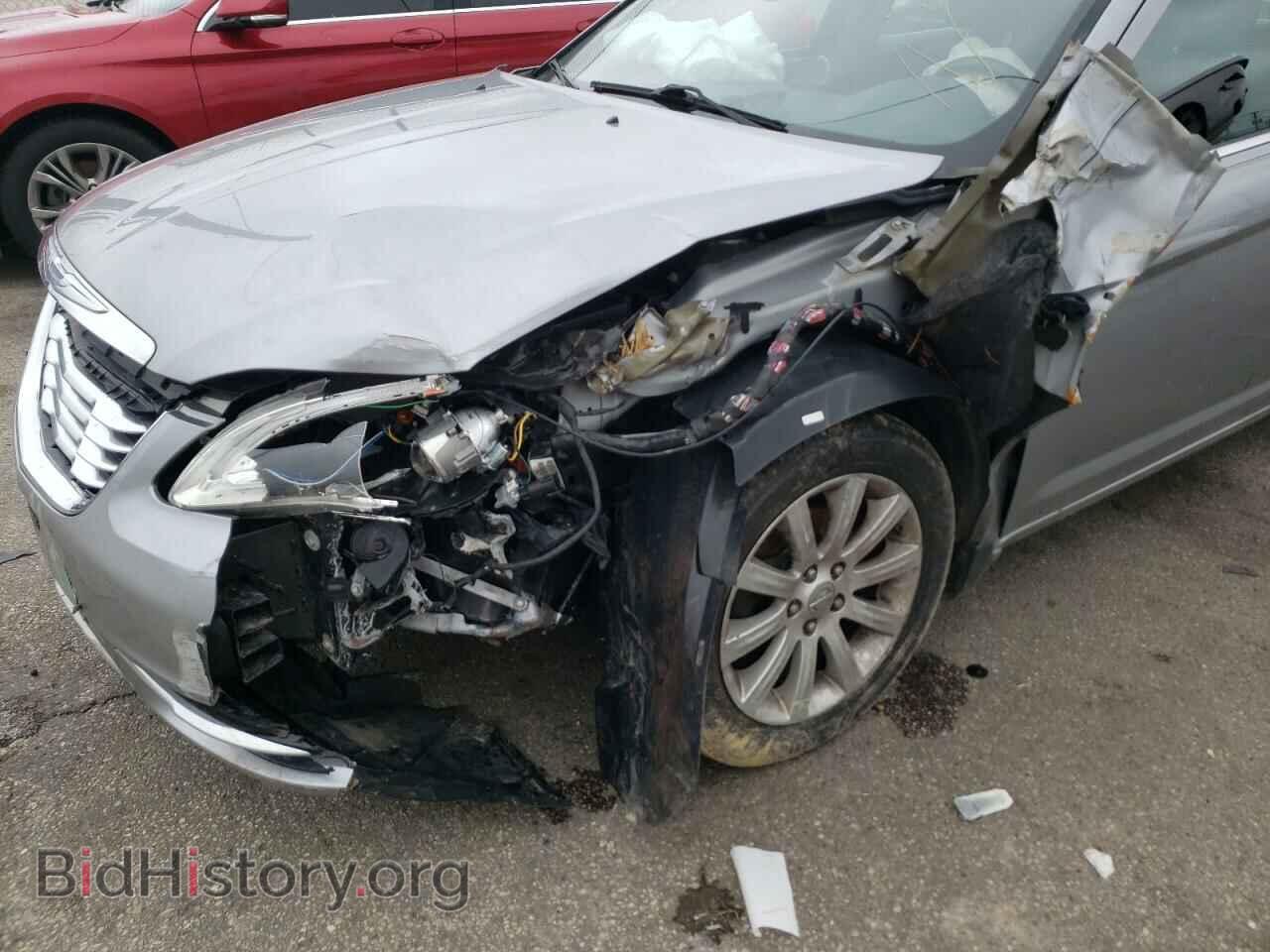 2013 CHRYSLER 200 - VIN: 1C3CCBBBXDN550107 - Фото 9