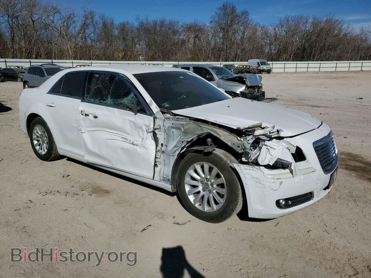 2014 CHRYSLER 300 - VIN: 2C3CCAAG9EH189129 - Фото 4