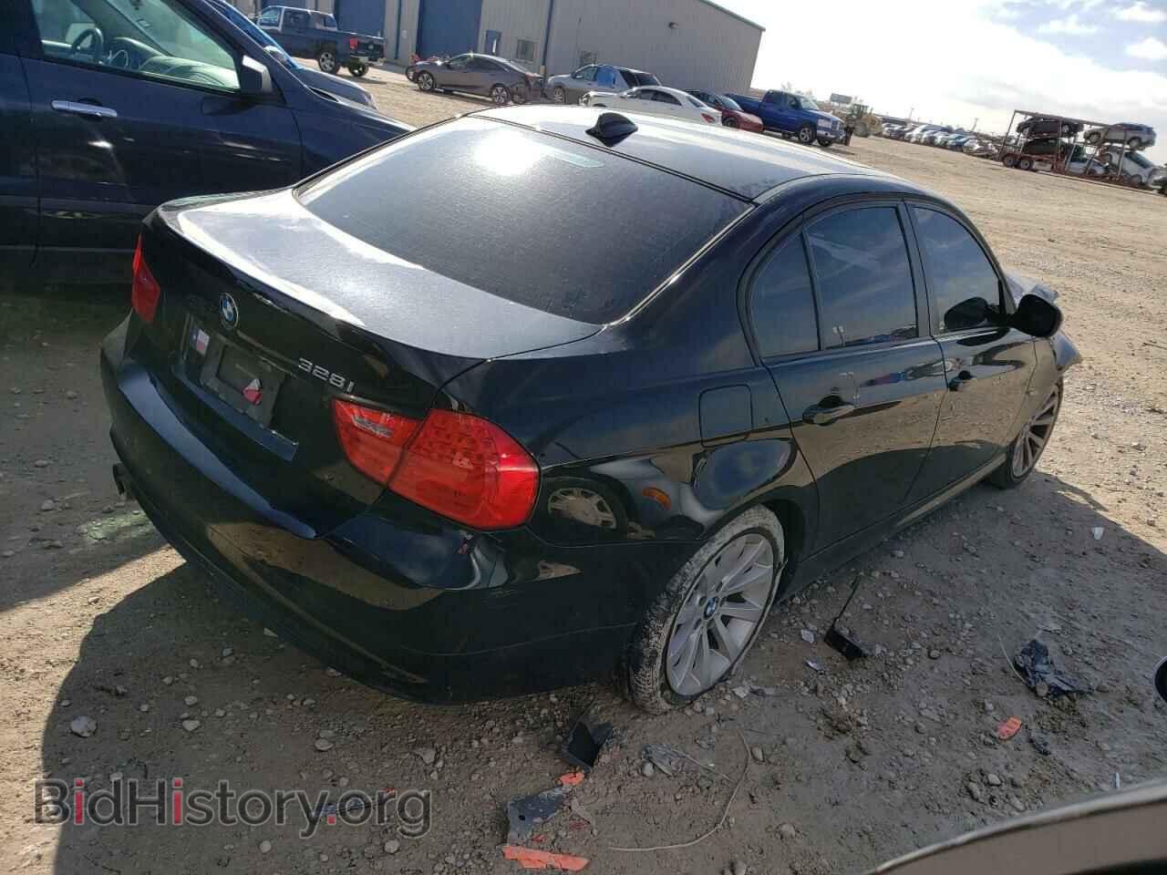 2011 BMW 3 SERIES - VIN: WBAPH7C52BE674838 - Фото 3