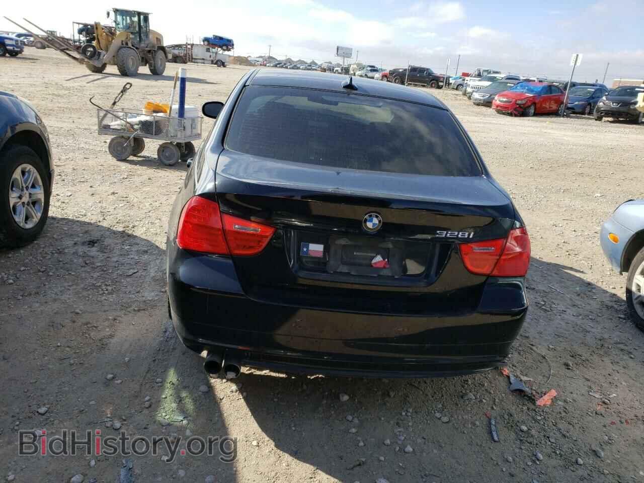 2011 BMW 3 SERIES - VIN: WBAPH7C52BE674838 - Фото 6