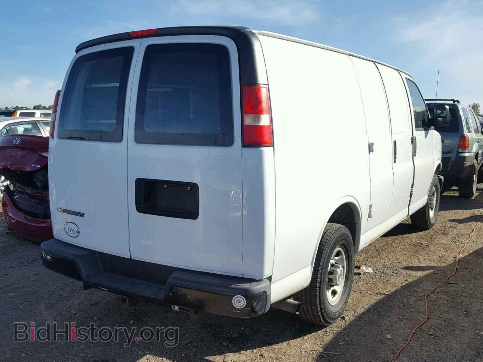 2009 CHEVROLET EXPRESS - VIN: 1GCGG25C091122390 - Фото 4