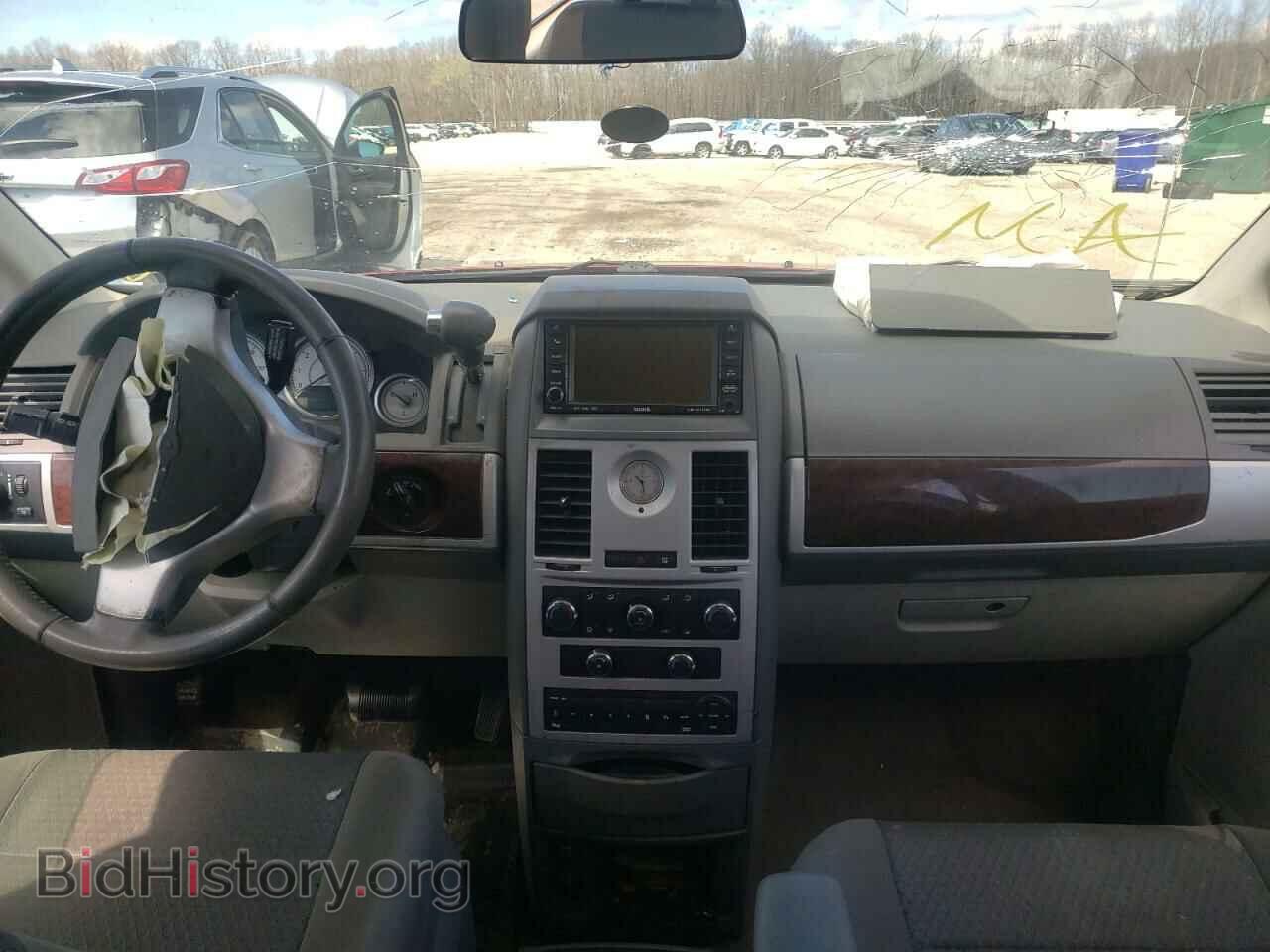 2010 CHRYSLER MINIVAN - VIN: 2A4RR5D12AR422043 - Фото 9