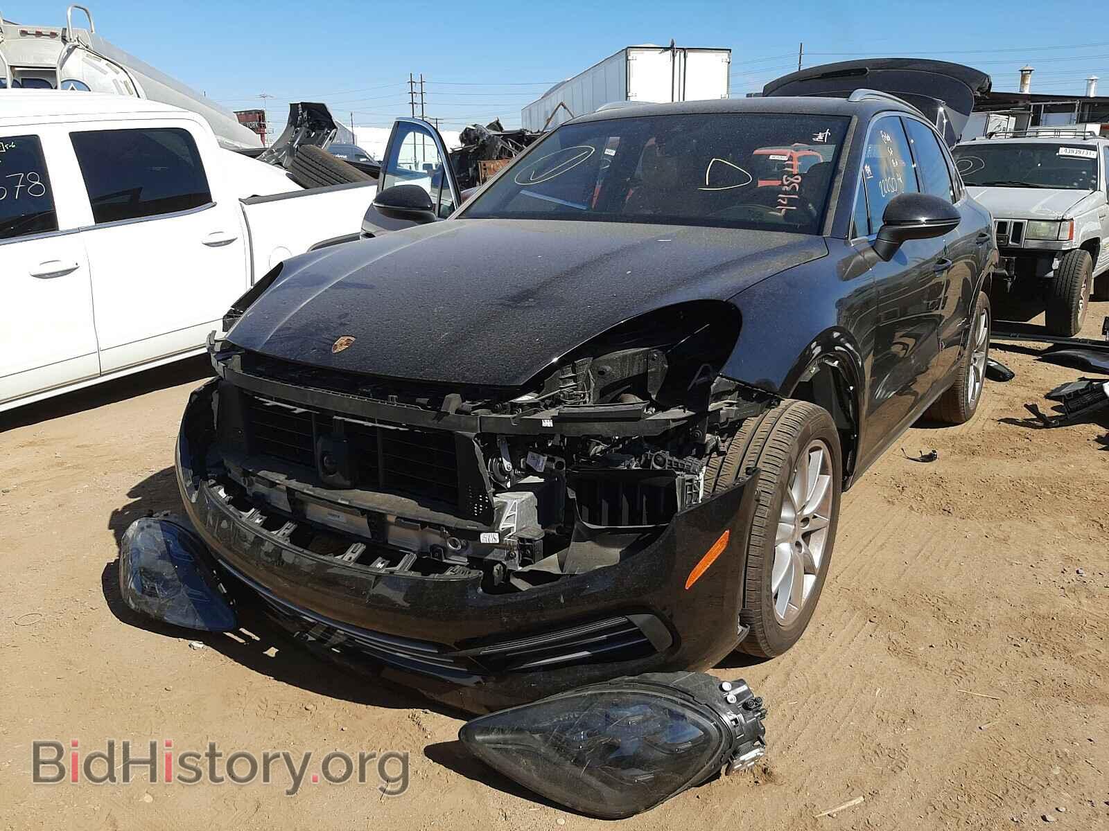 2019 PORSCHE CAYENNE - VIN: WP1AA2AY7KDA08947 - Photo 2