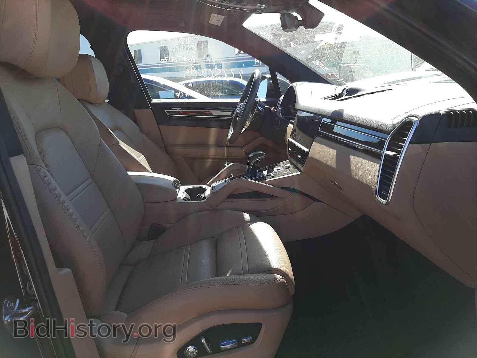2019 PORSCHE CAYENNE - VIN: WP1AA2AY7KDA08947 - Photo 5