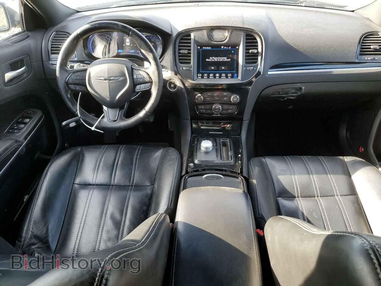 2018 CHRYSLER 300 - VIN: 2C3CCABGXJH266762 - Фото 8