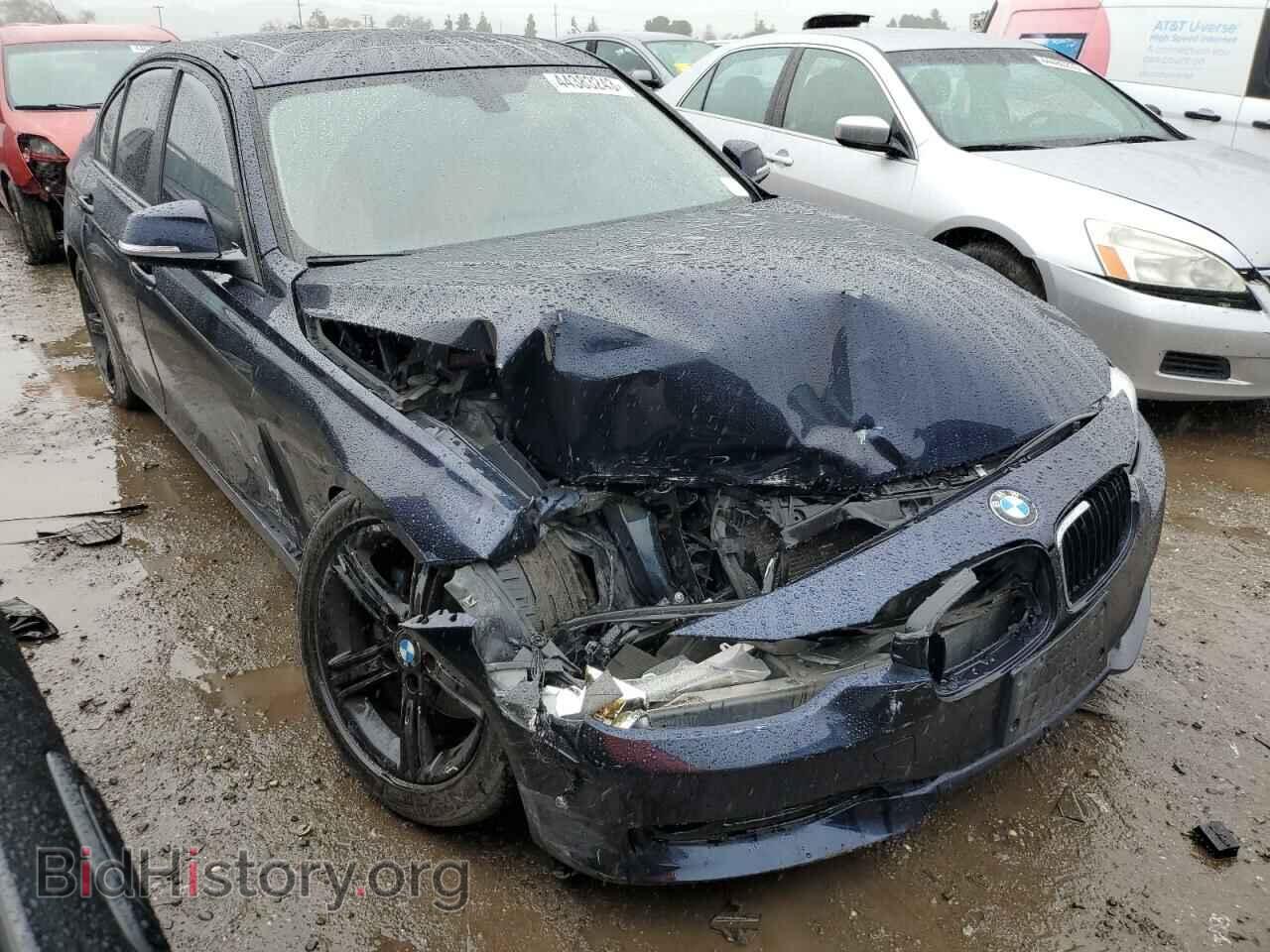 2012 BMW 3 SERIES - VIN: WBA3A5C5XCF340916 - Фото 4