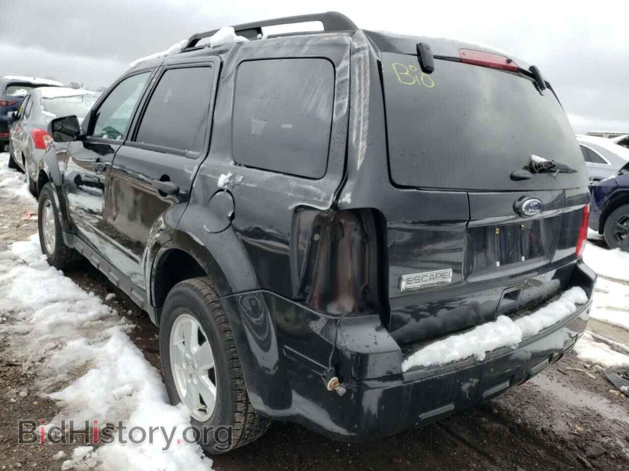 2011 FORD ESCAPE - VIN: 1FMCU0D72BKC60668 - Photo 2