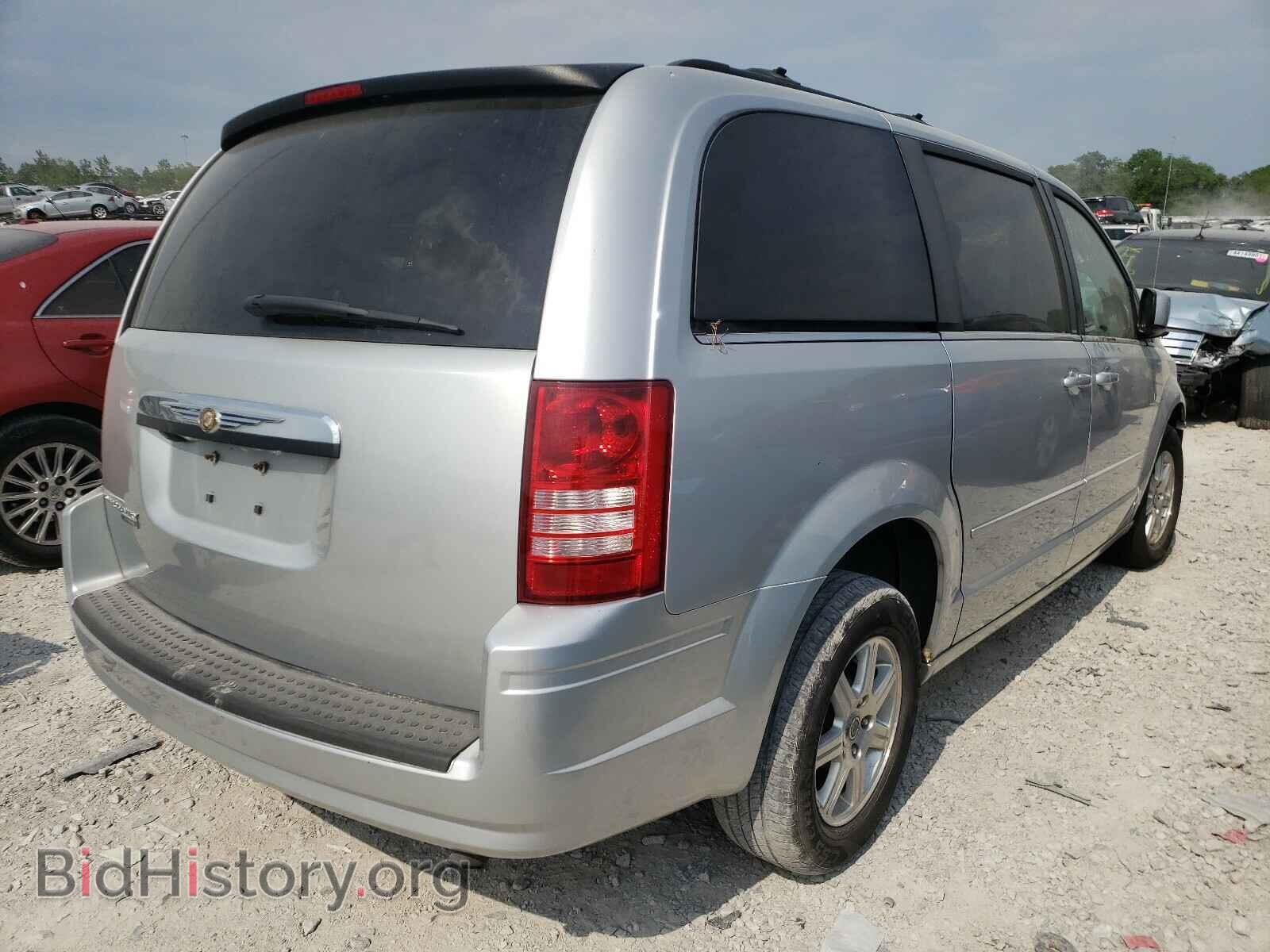 2008 CHRYSLER MINIVAN - VIN: 2A8HR54PX8R114935 - Фото 4