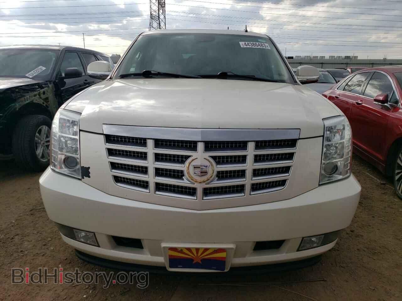2011 CADILLAC ESCALADE - VIN: 1GYS4BEF0BR275382 - Фото 5
