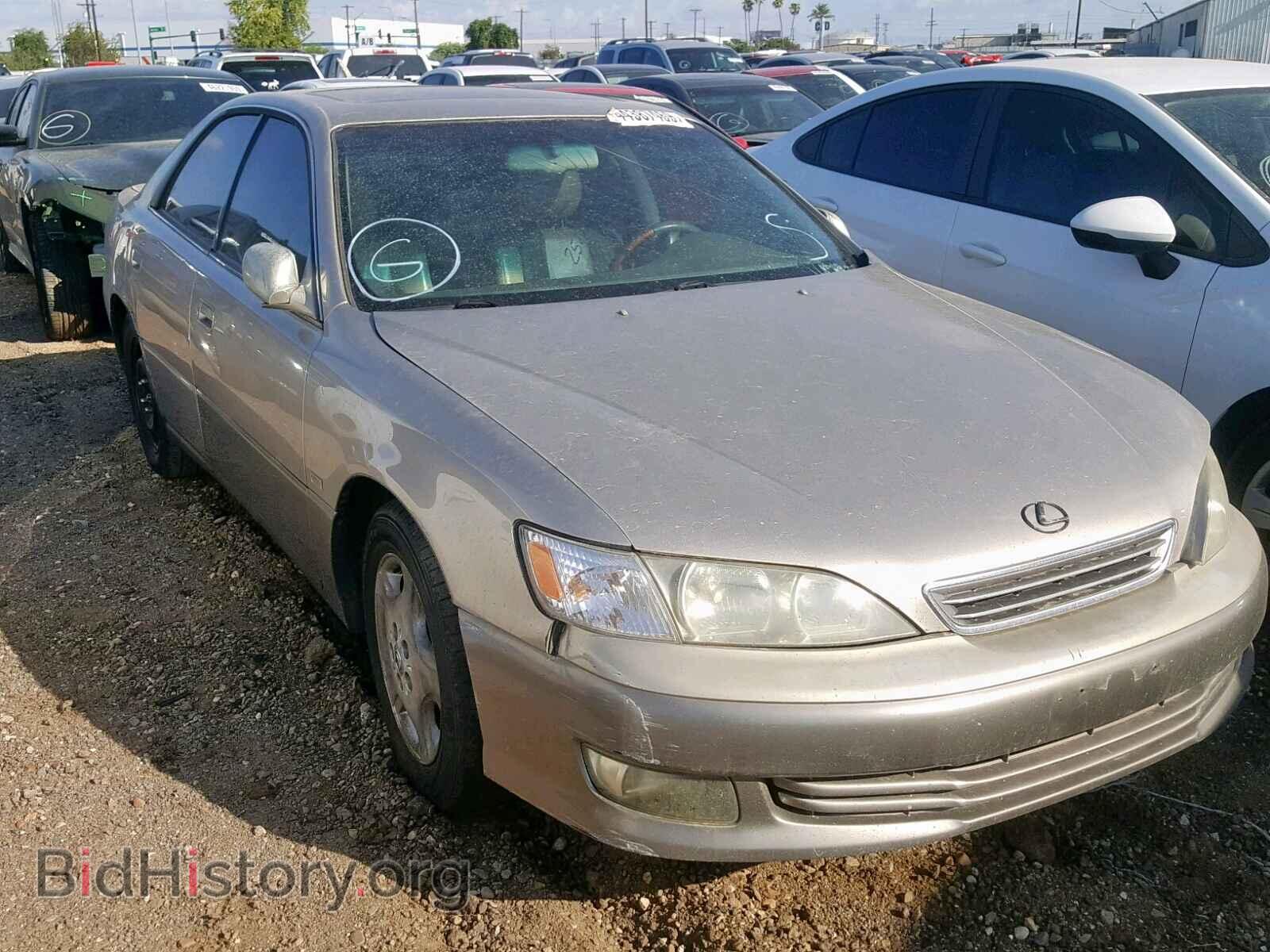Фотография JT8BF28G5Y0267956 - LEXUS ES300 2000
