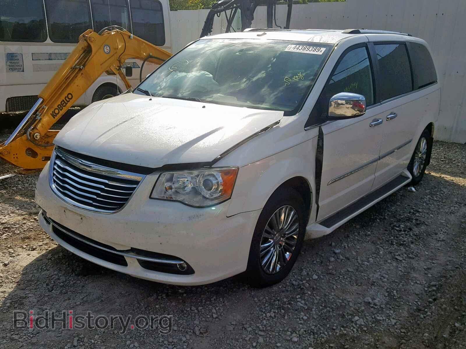 2011 CHRYSLER TOWN & COU - VIN: 2A4RR6DG6BR781200 - Фото 2