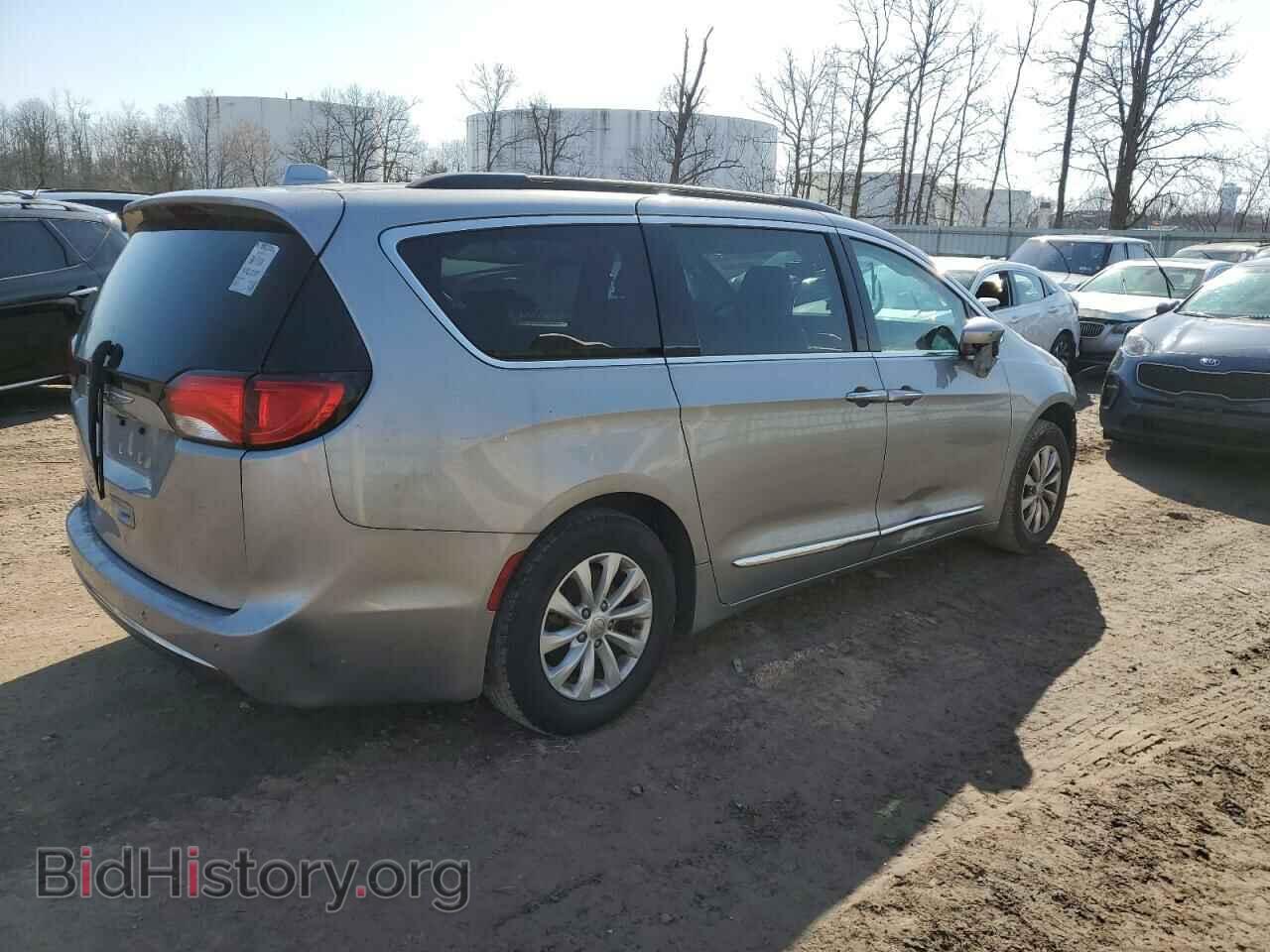 2017 CHRYSLER PACIFICA - VIN: 2C4RC1BG7HR621798 - Фото 3