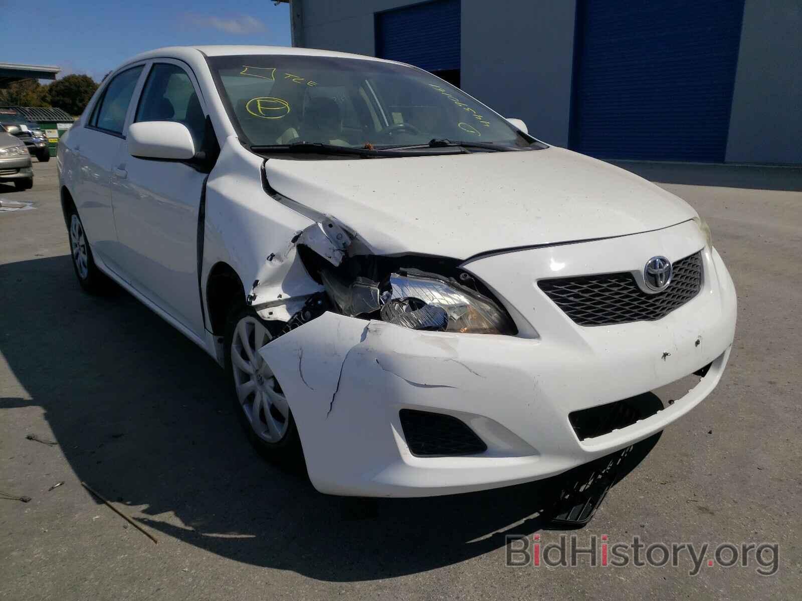 Photo 1NXBU4EE8AZ299302 - TOYOTA COROLLA 2010