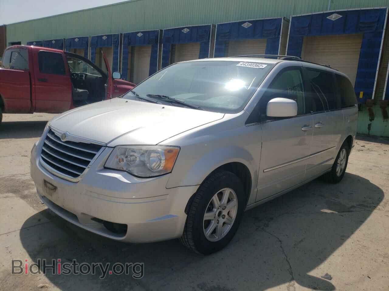 2010 CHRYSLER MINIVAN - VIN: 2A4RR5D1XAR188184 - Фото 2