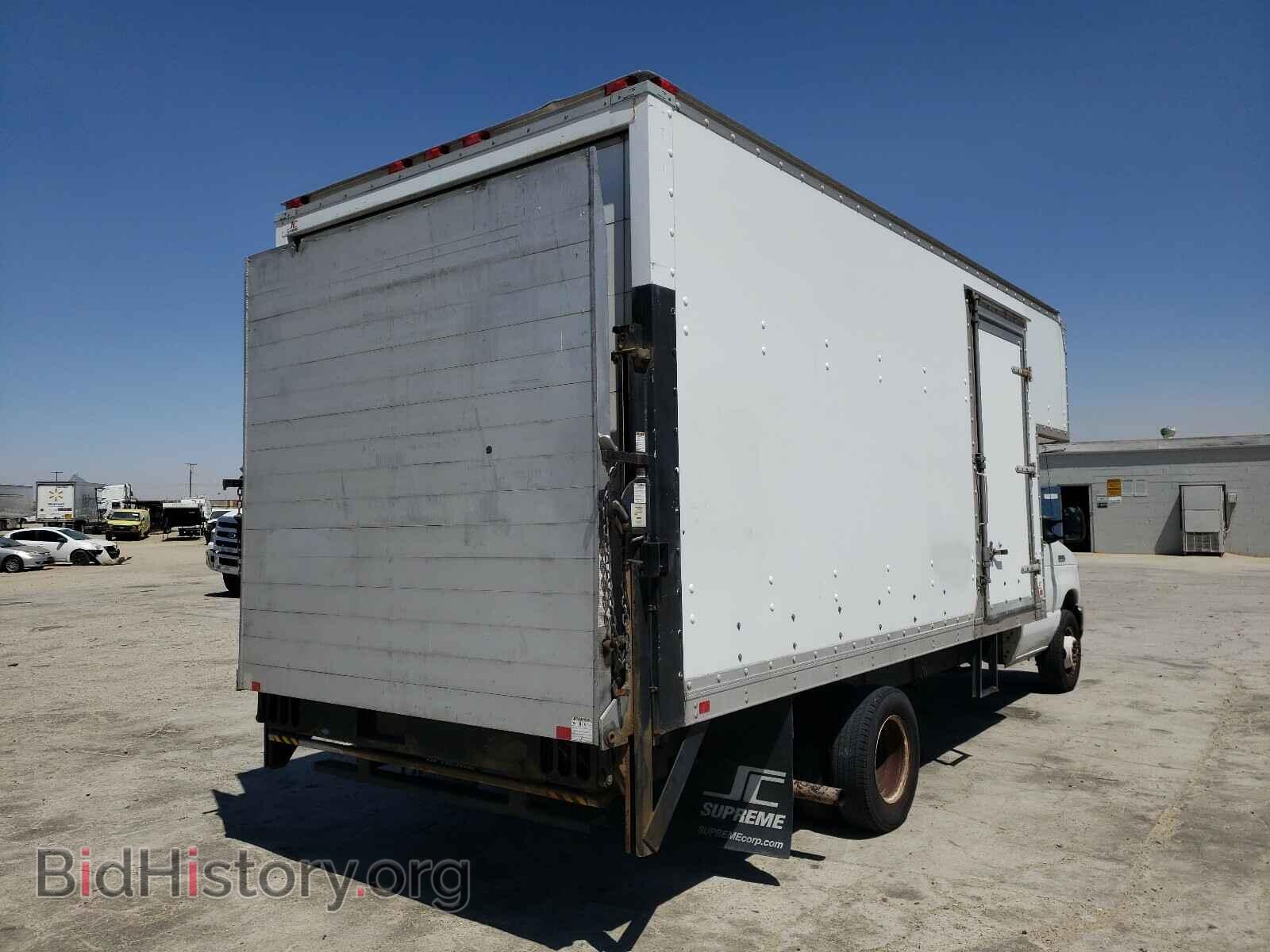 2010 FORD ECONOLINE - VIN: 1FDXE4FS0ADA65016 - Фото 4