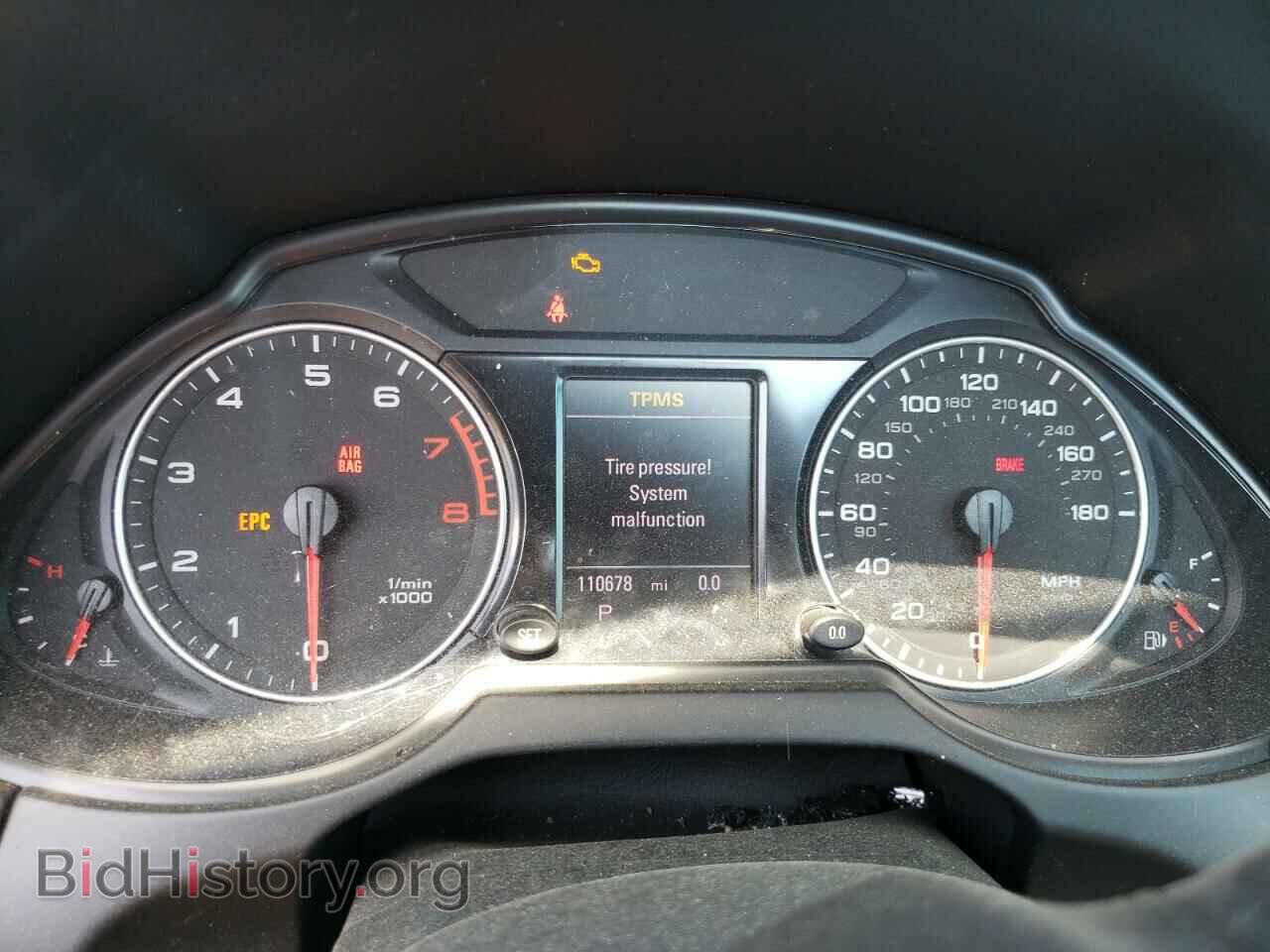 2011 AUDI Q5 - VIN: WA1LFAFP8BA045040 - Фото 9