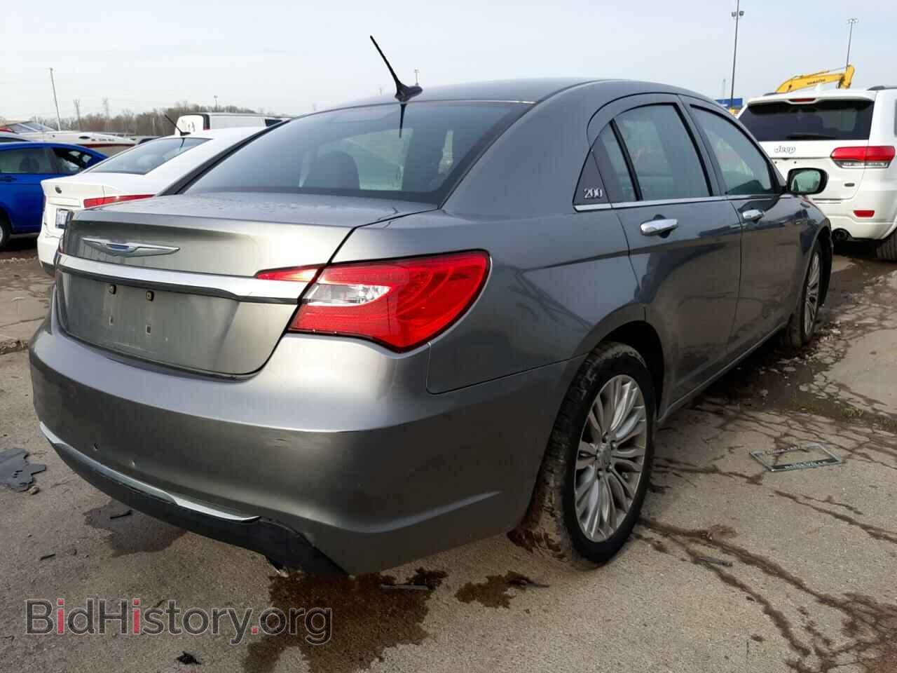 2013 CHRYSLER 200 - VIN: 1C3CCBCG2DN577876 - Photo 4