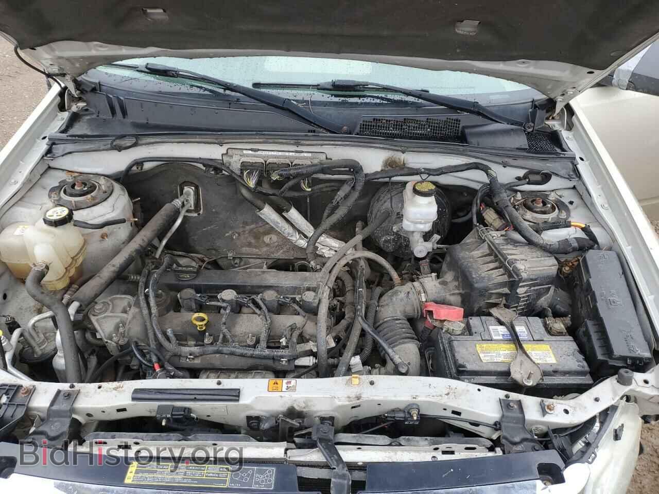 2010 FORD ESCAPE - VIN: 1FMCU9D79AKB38733 - Фото 11