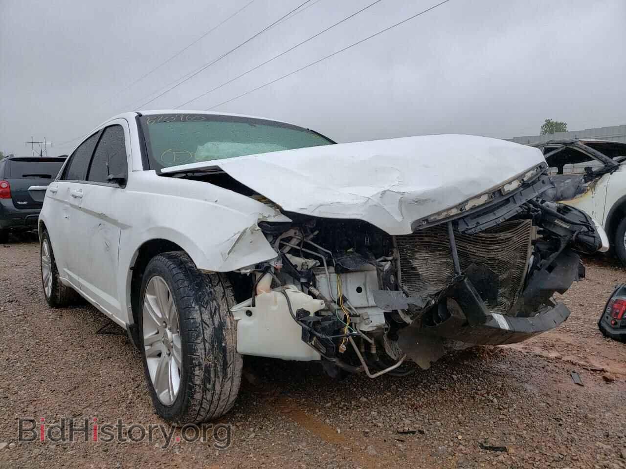 Photo 1C3CCBAB4DN670910 - CHRYSLER 200 2013