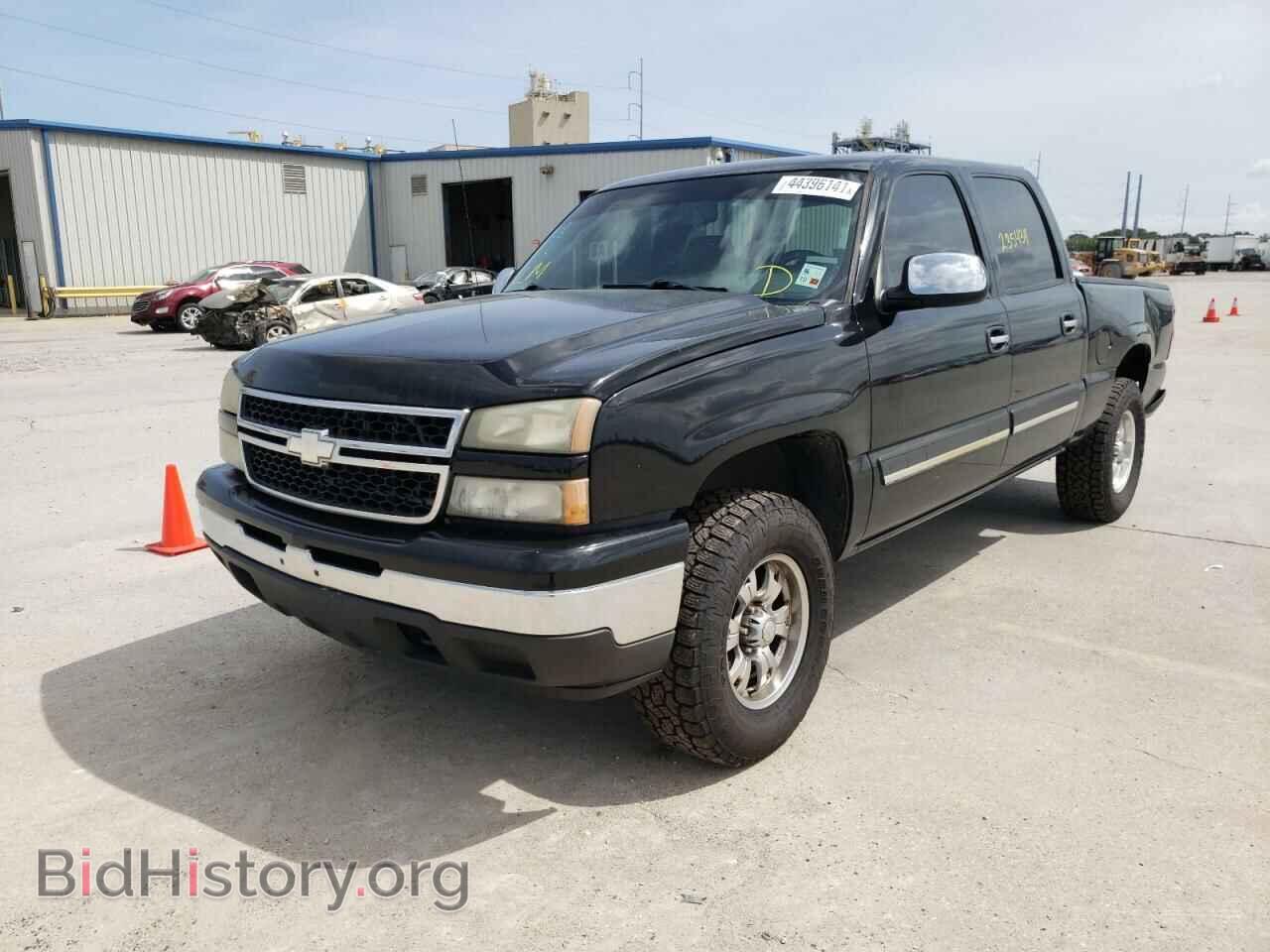 2007 CHEVROLET SILVERADO - VIN: 2GCEC13V471122806 - Фото 2