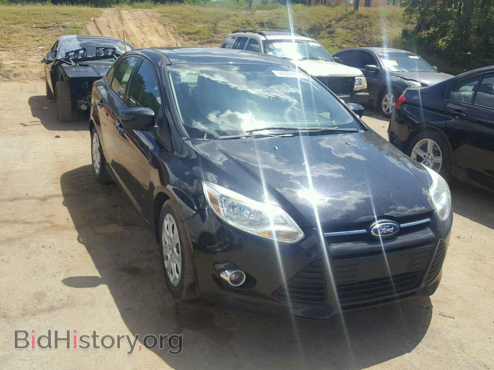 2012 Ford FOCUS Focus SE (VIN 1FAHP3F2XCL172666) — photo 1 of 10, Copart, damage: rear end