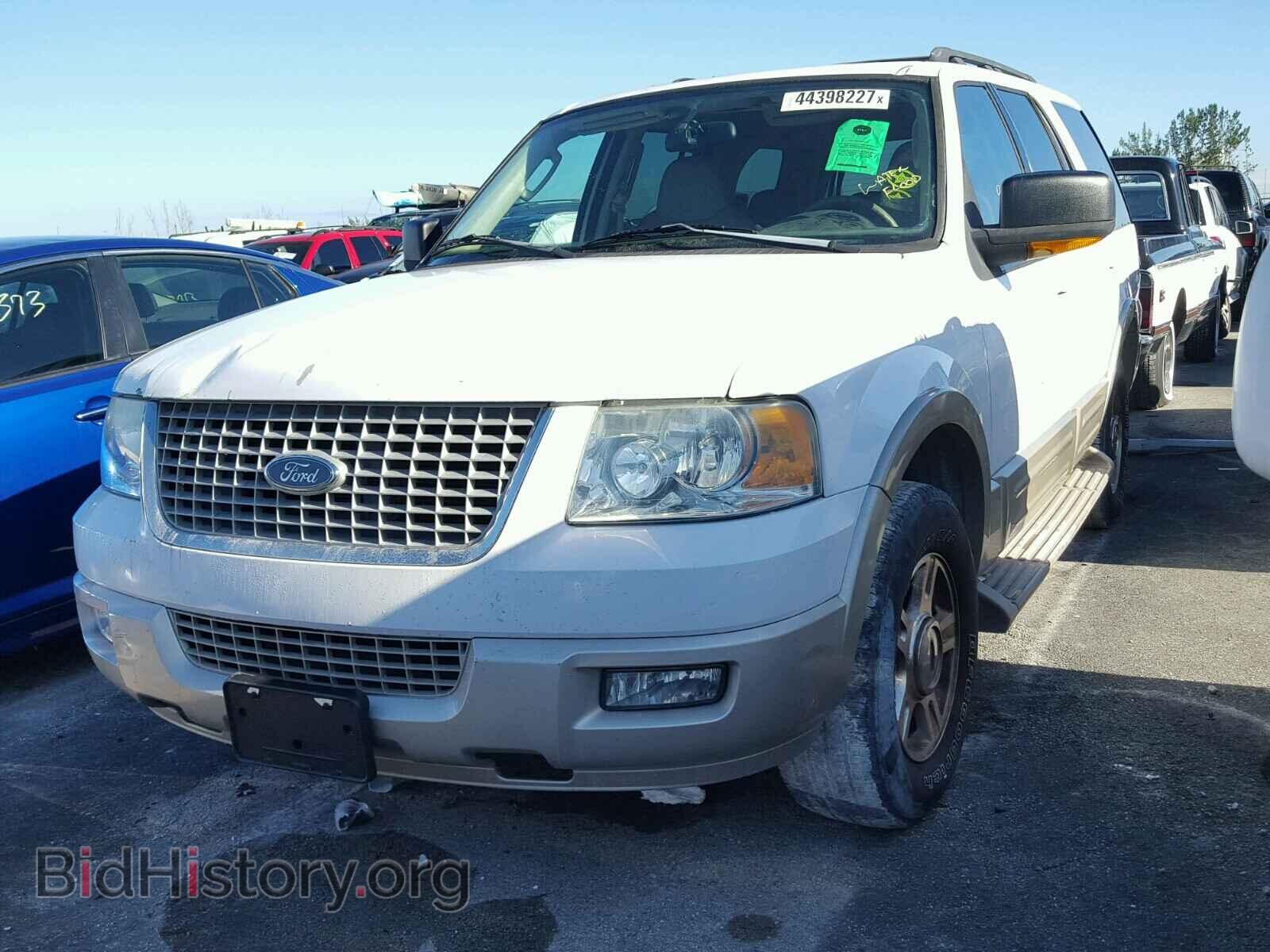 2005 FORD EXPEDITION - VIN: 1FMPU175X5LA85943 - Фото 2