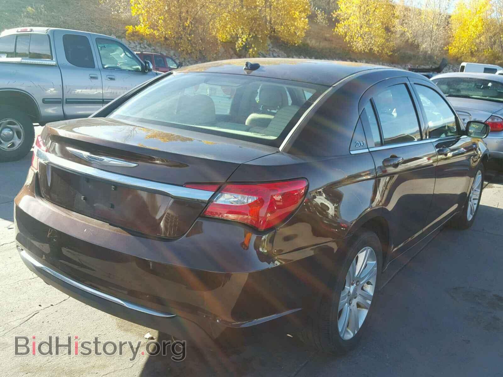 2012 CHRYSLER 200 - VIN: 1C3CCBBG3CN175171 - Фото 4