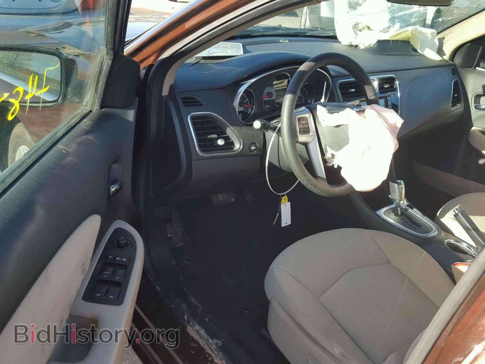 2012 CHRYSLER 200 - VIN: 1C3CCBBG3CN175171 - Фото 9