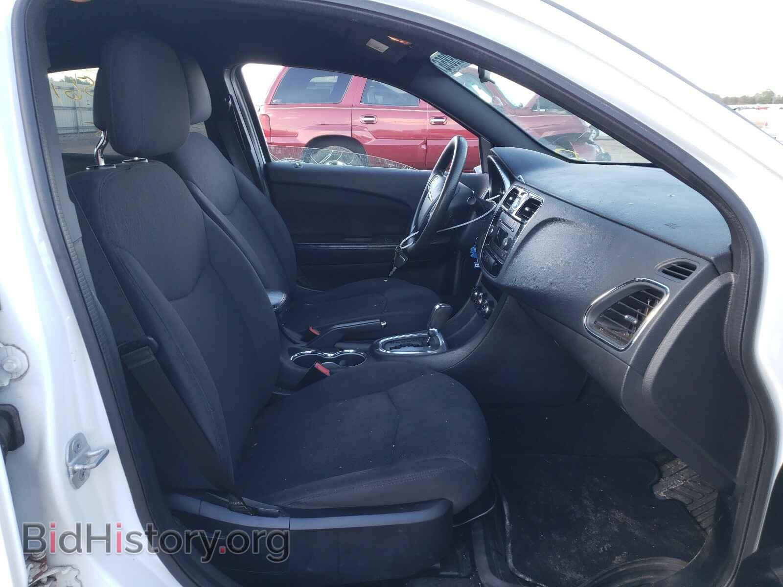 2012 CHRYSLER 200 - VIN: 1C3CCBAB1CN223157 - Photo 5