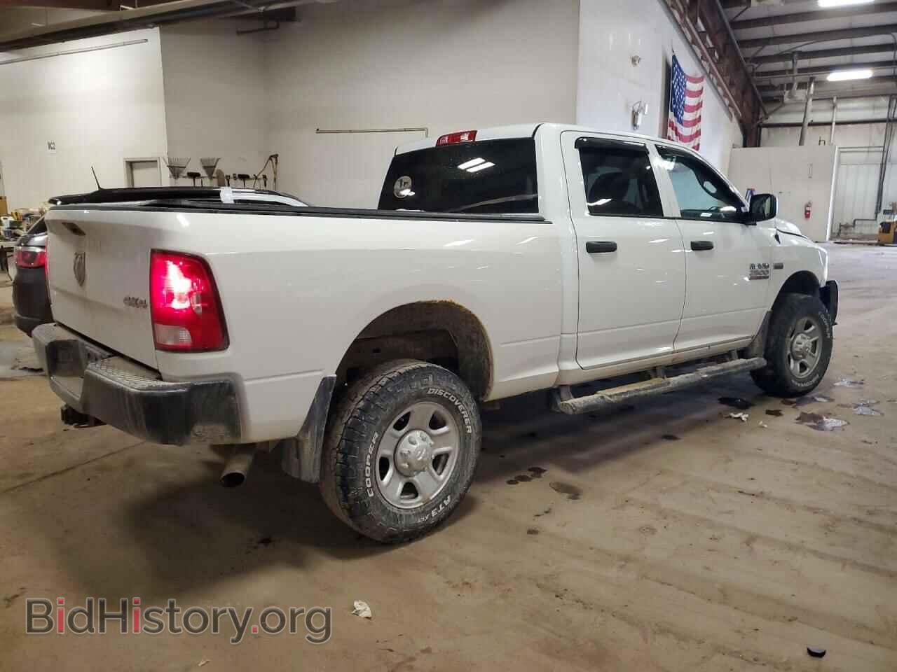 2017 RAM All Models - VIN: 3C6UR5CJ4HG616677 - Фото 3