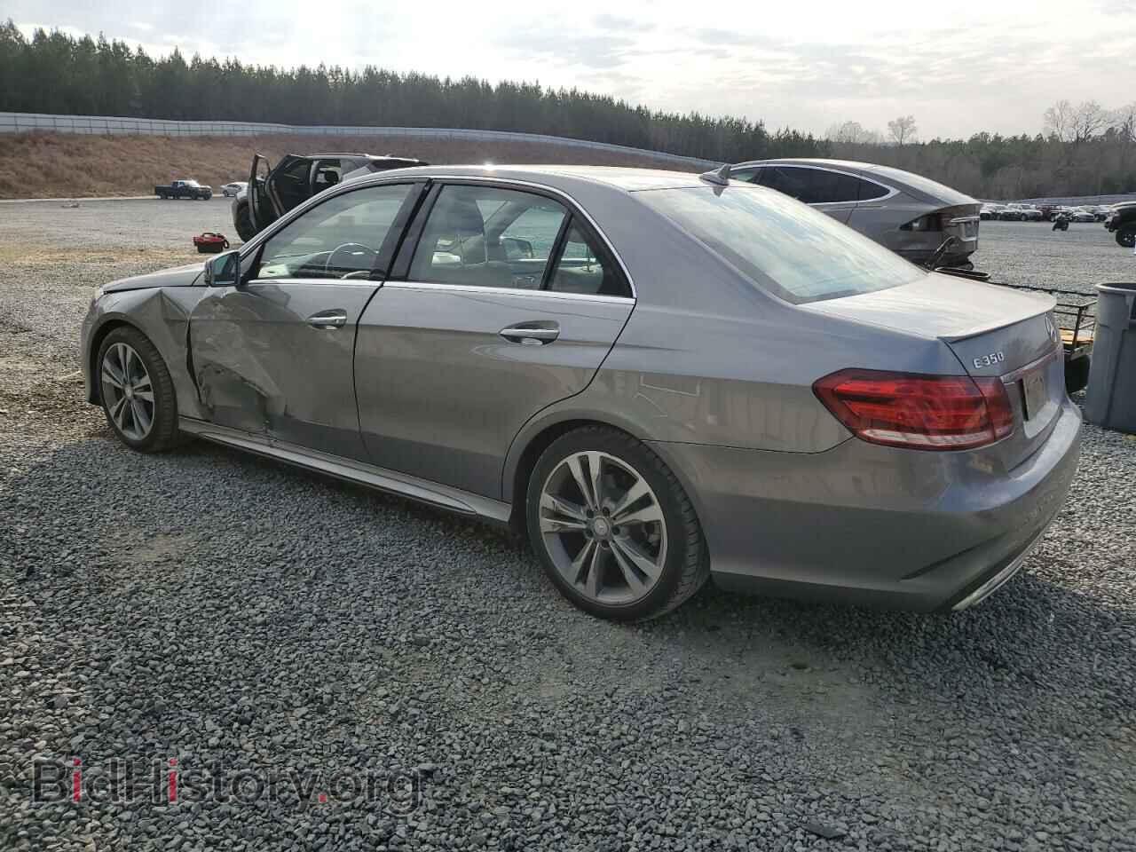 2014 MERCEDES-BENZ E-CLASS - VIN: WDDHF5KB6EA956975 - Фото 2
