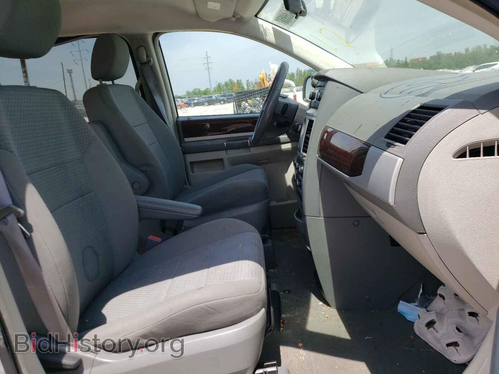 2010 CHRYSLER MINIVAN - VIN: 2A4RR5D16AR257193 - Фото 5