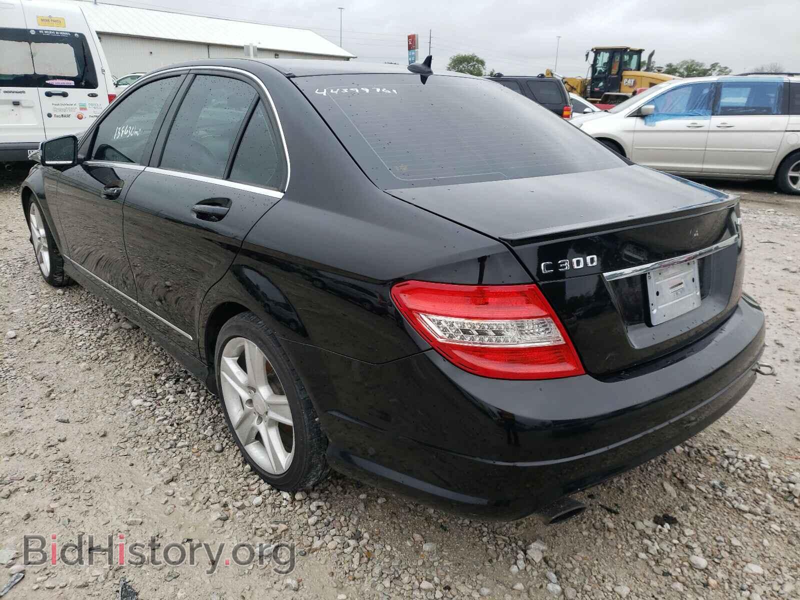 2011 MERCEDES-BENZ C-CLASS - VIN: WDDGF8BB8BR145978 - Фото 3