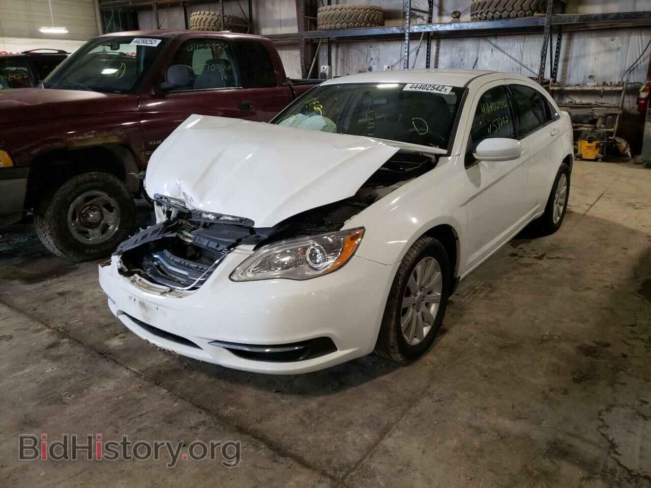 2013 CHRYSLER 200 - VIN: 1C3CCBBB4DN627845 - Фото 2