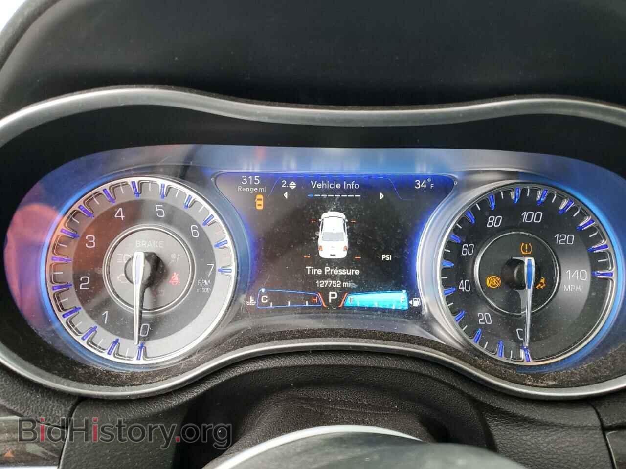 2016 CHRYSLER 300 - VIN: 2C3CCARG2GH262025 - Фото 9