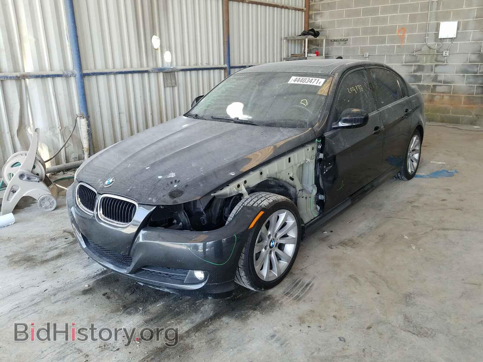 2009 BMW 3 SERIES - VIN: WBAPH77579NM27366 - Фото 2