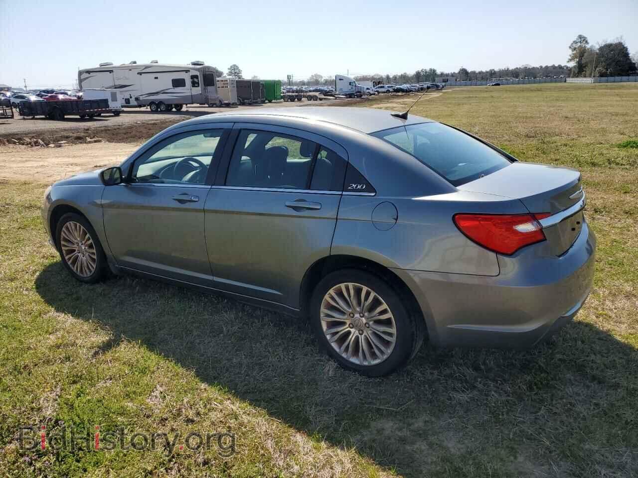 2012 CHRYSLER 200 - VIN: 1C3CCBAB2CN117641 - Фото 2