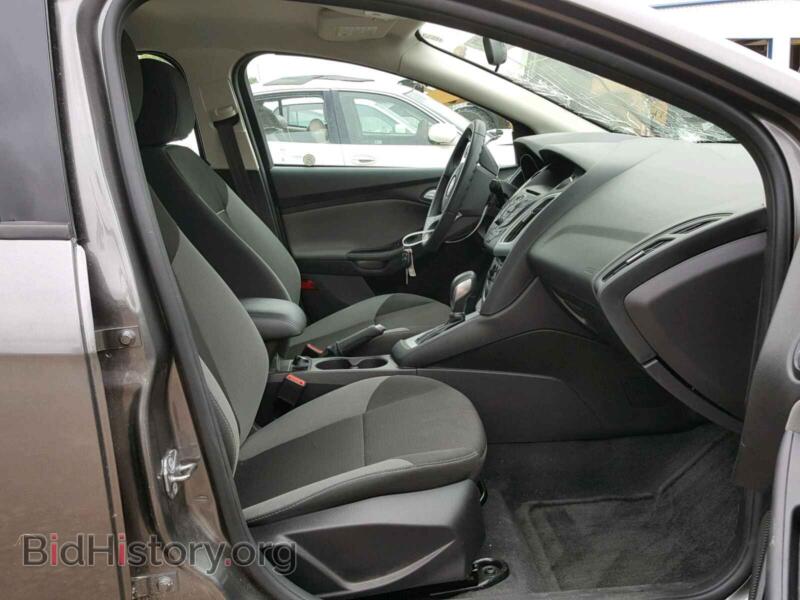 2014 Ford FOCUS (VIN 1FADP3F23EL460790) — photo 5 of 10