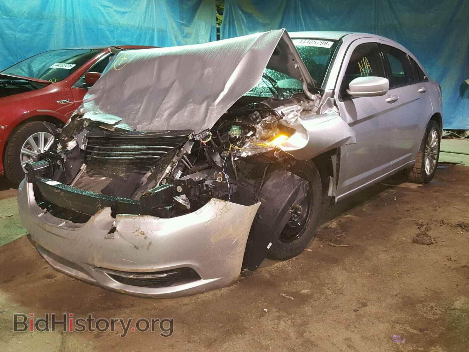 2012 CHRYSLER 200 - VIN: 1C3CCBAB9CN282425 - Photo 2