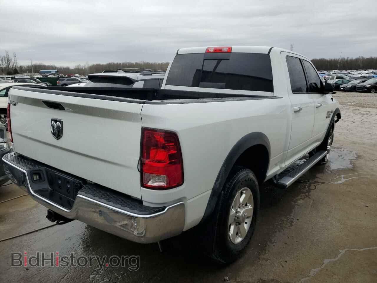 2014 RAM All Models - VIN: 3C6UR5DJ1EG303256 - Фото 3