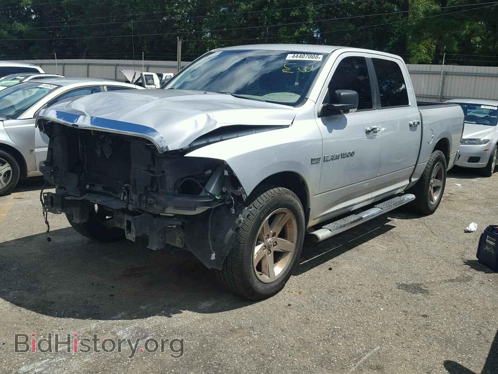 2011 DODGE RAM 1500 - VIN: 1D7RB1CT1BS612170 - Фото 2