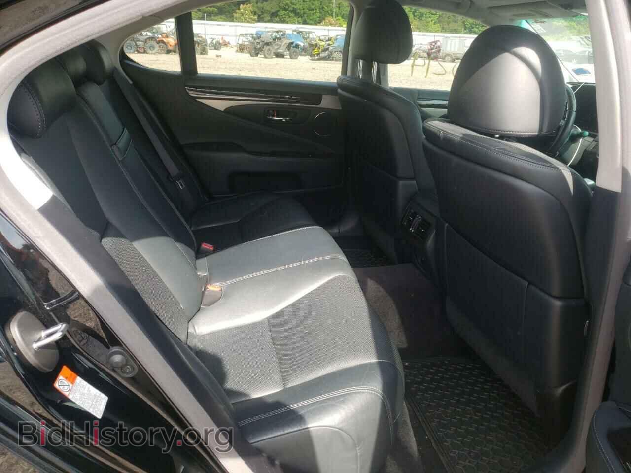 2015 LEXUS LS460 - VIN: JTHBL5EF4F5136121 - Photo 6
