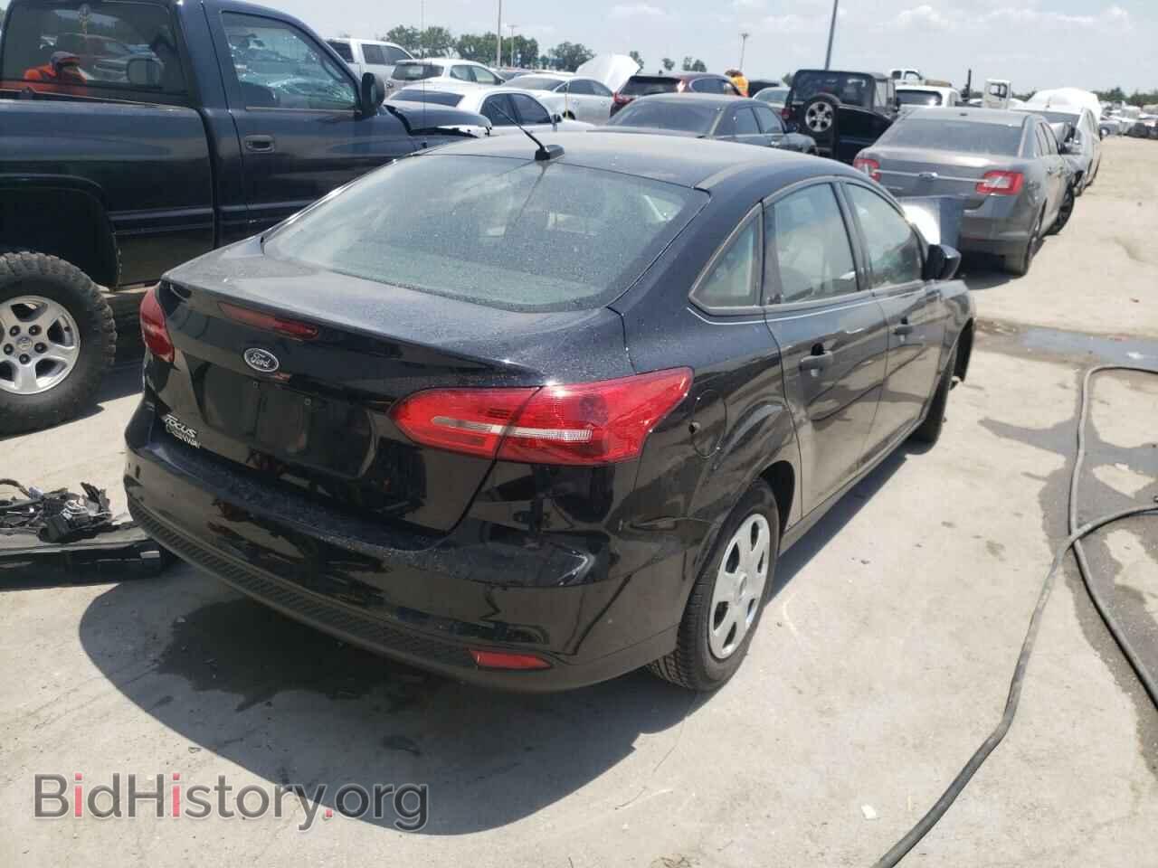 2017 FORD FOCUS - VIN: 1FADP3E27HL327388 - Фото 4