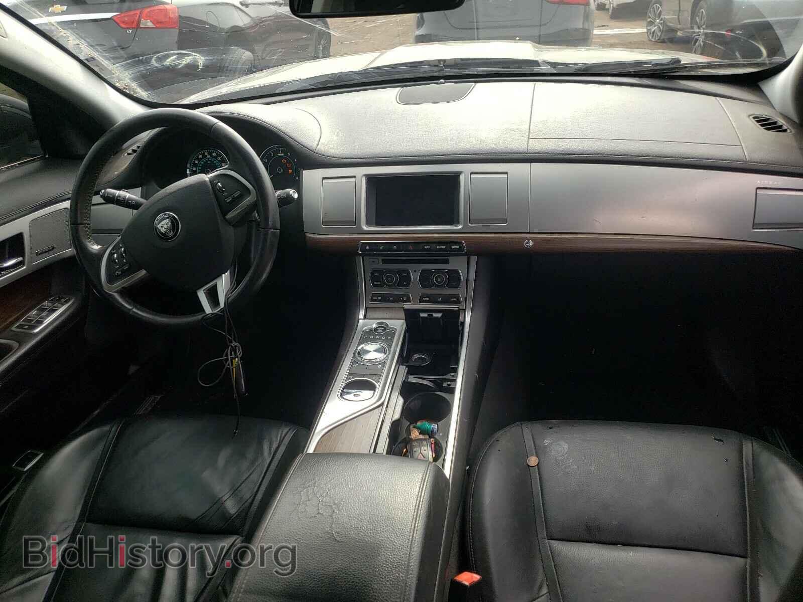 2014 JAGUAR XF - VIN: SAJWJ0EF0E8U28357 - Фото 9