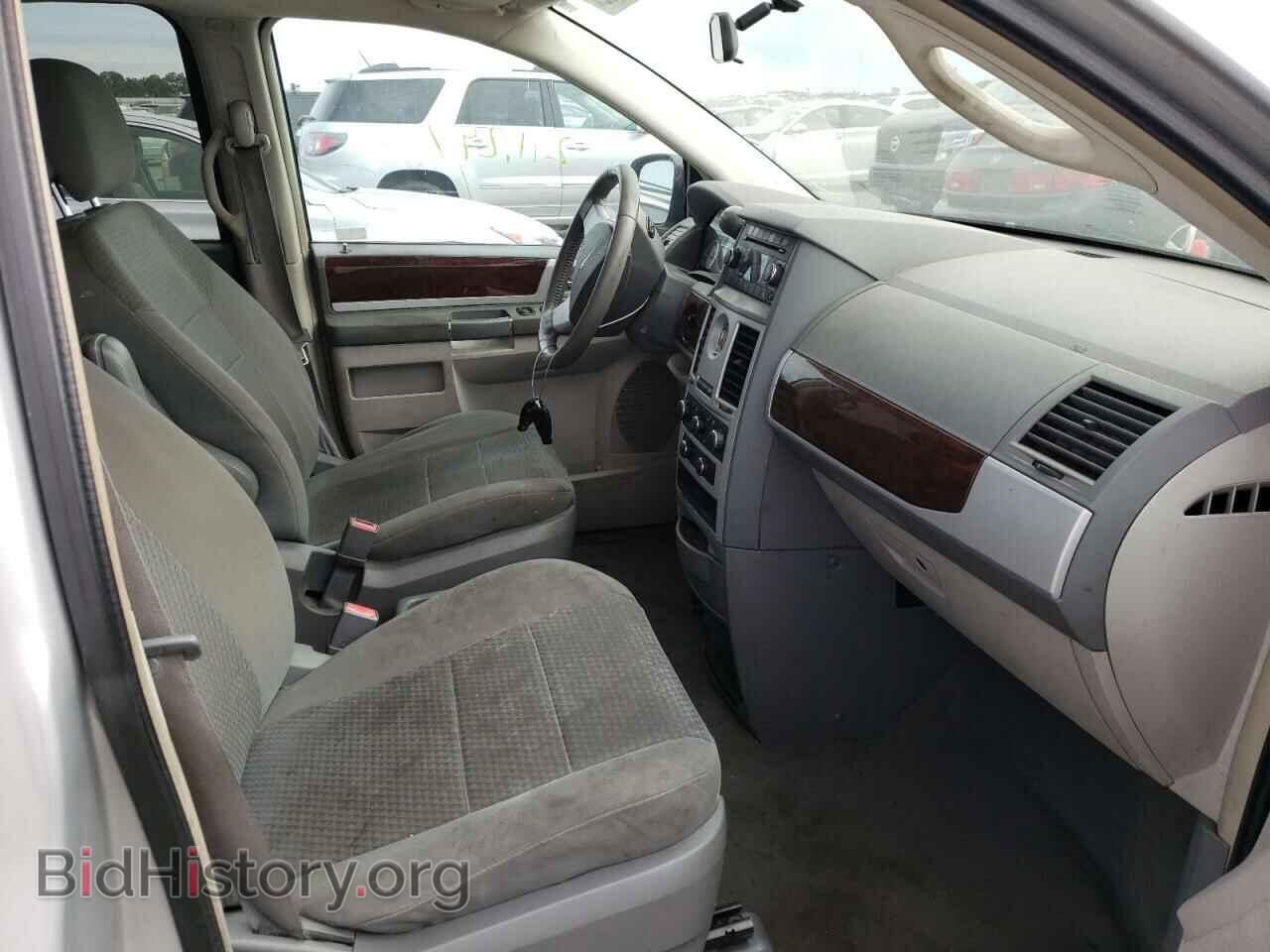 2010 CHRYSLER MINIVAN - VIN: 2A4RR5D13AR324137 - Фото 5
