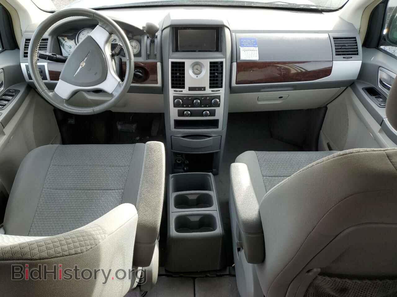 2010 CHRYSLER MINIVAN - VIN: 2A4RR5D15AR500914 - Фото 8