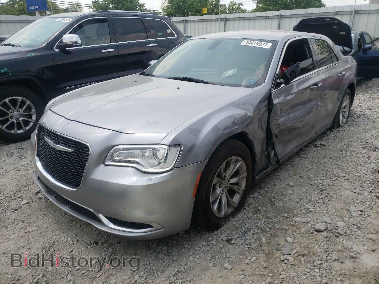 2015 CHRYSLER 300 - VIN: 2C3CCAAG8FH931781 - Фото 2